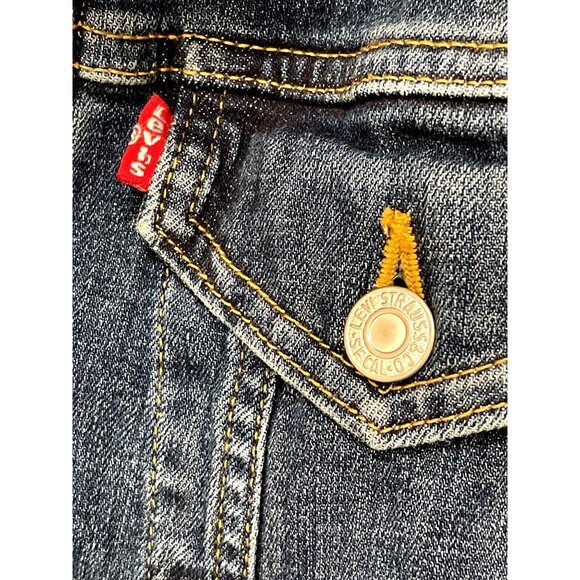 Levis Womens Blue Denim Trucker Jacket Size Large NWT - Picture 3 of 5
